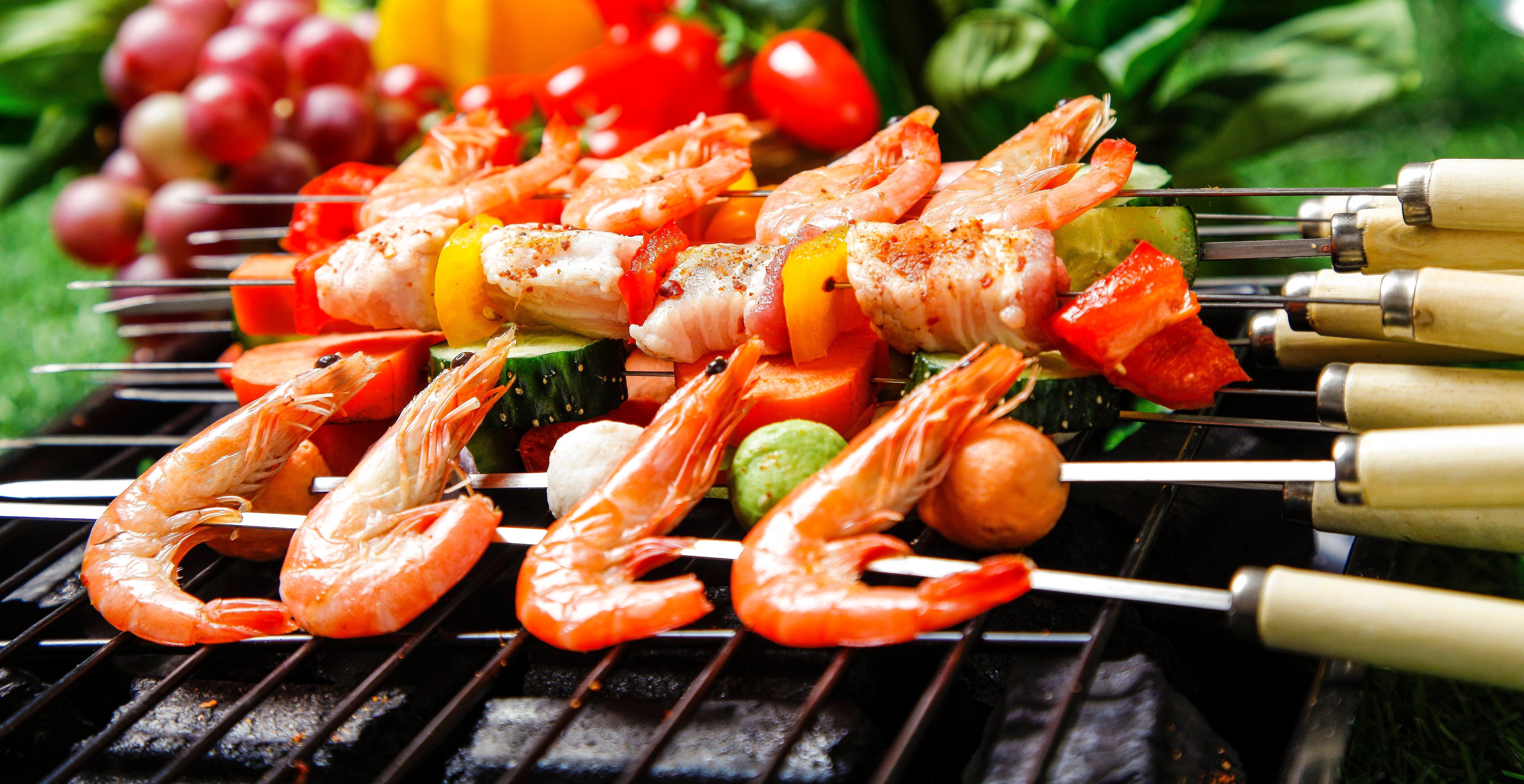 Crowne Plaza Guangzhou City Centre By Ihg - Free Shuttle Between Hotel And Exhibition Center During Canton Fair & Exhibitor Registration Counter Екстериор снимка Shrimp and vegetables on a grill