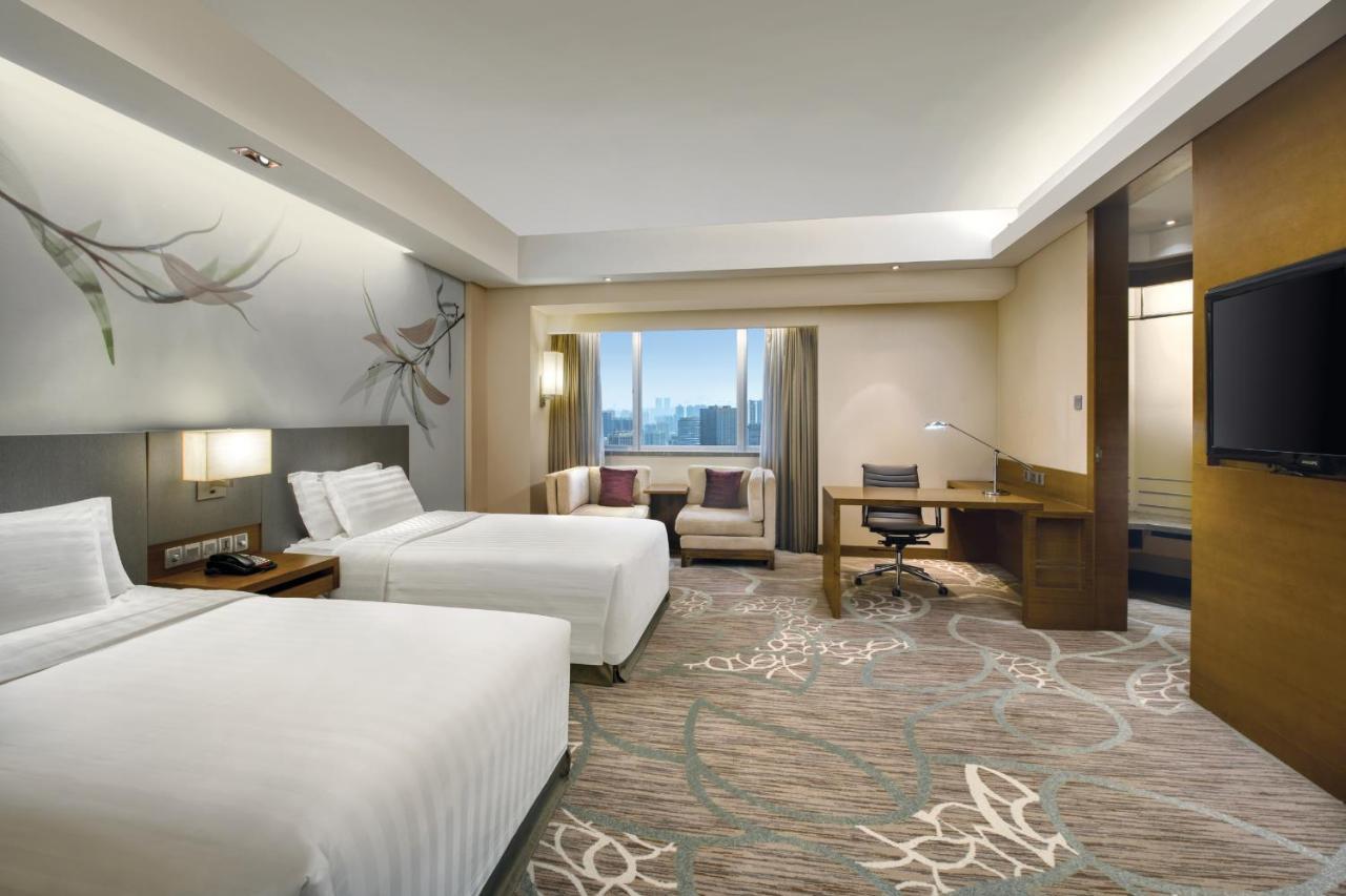 Crowne Plaza Guangzhou City Centre By Ihg - Free Shuttle Between Hotel And Exhibition Center During Canton Fair & Exhibitor Registration Counter Екстериор снимка