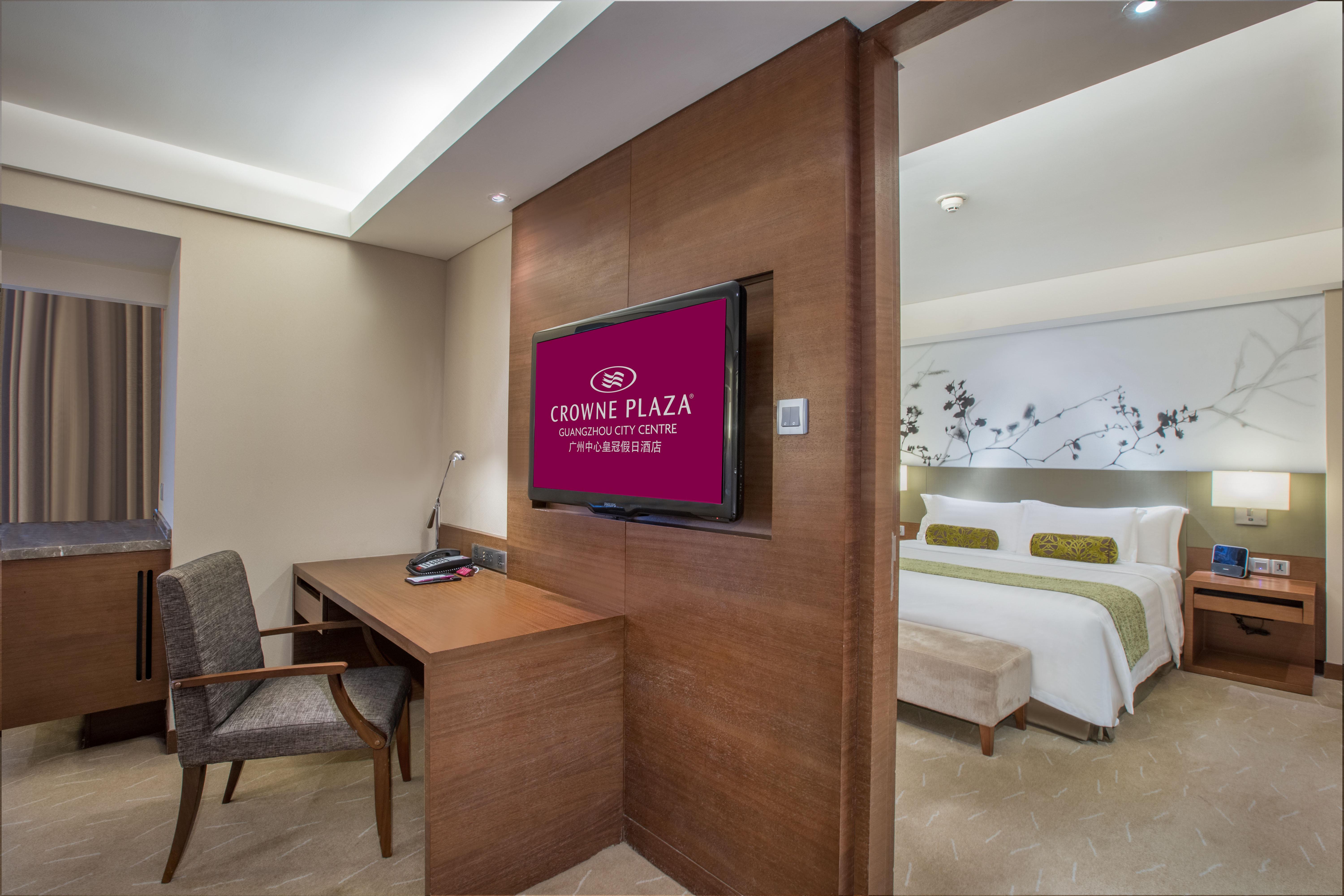 Crowne Plaza Guangzhou City Centre By Ihg - Free Shuttle Between Hotel And Exhibition Center During Canton Fair & Exhibitor Registration Counter Екстериор снимка Deluxe Suite