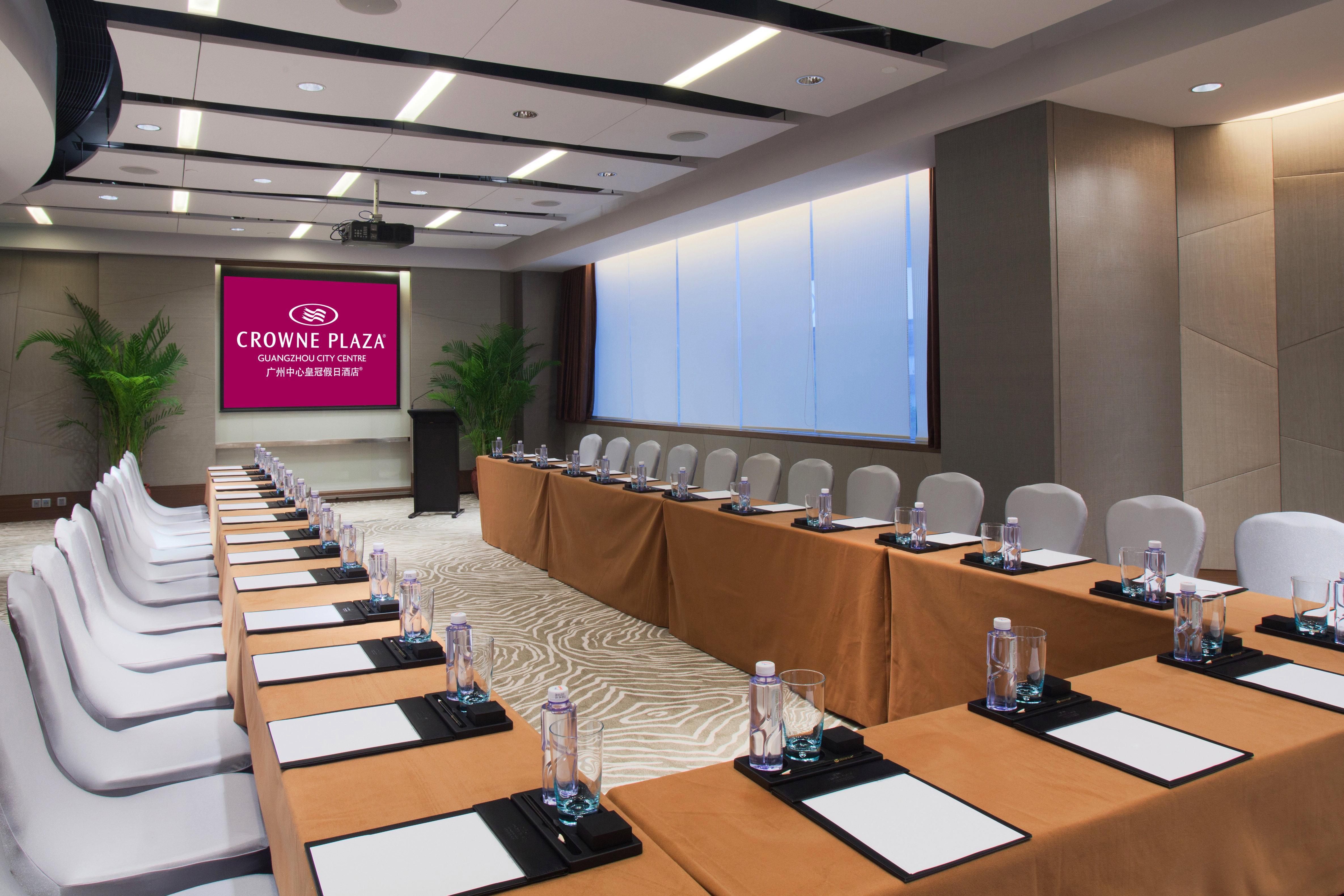 Crowne Plaza Guangzhou City Centre By Ihg - Free Shuttle Between Hotel And Exhibition Center During Canton Fair & Exhibitor Registration Counter Бизнес снимка Meeting room
