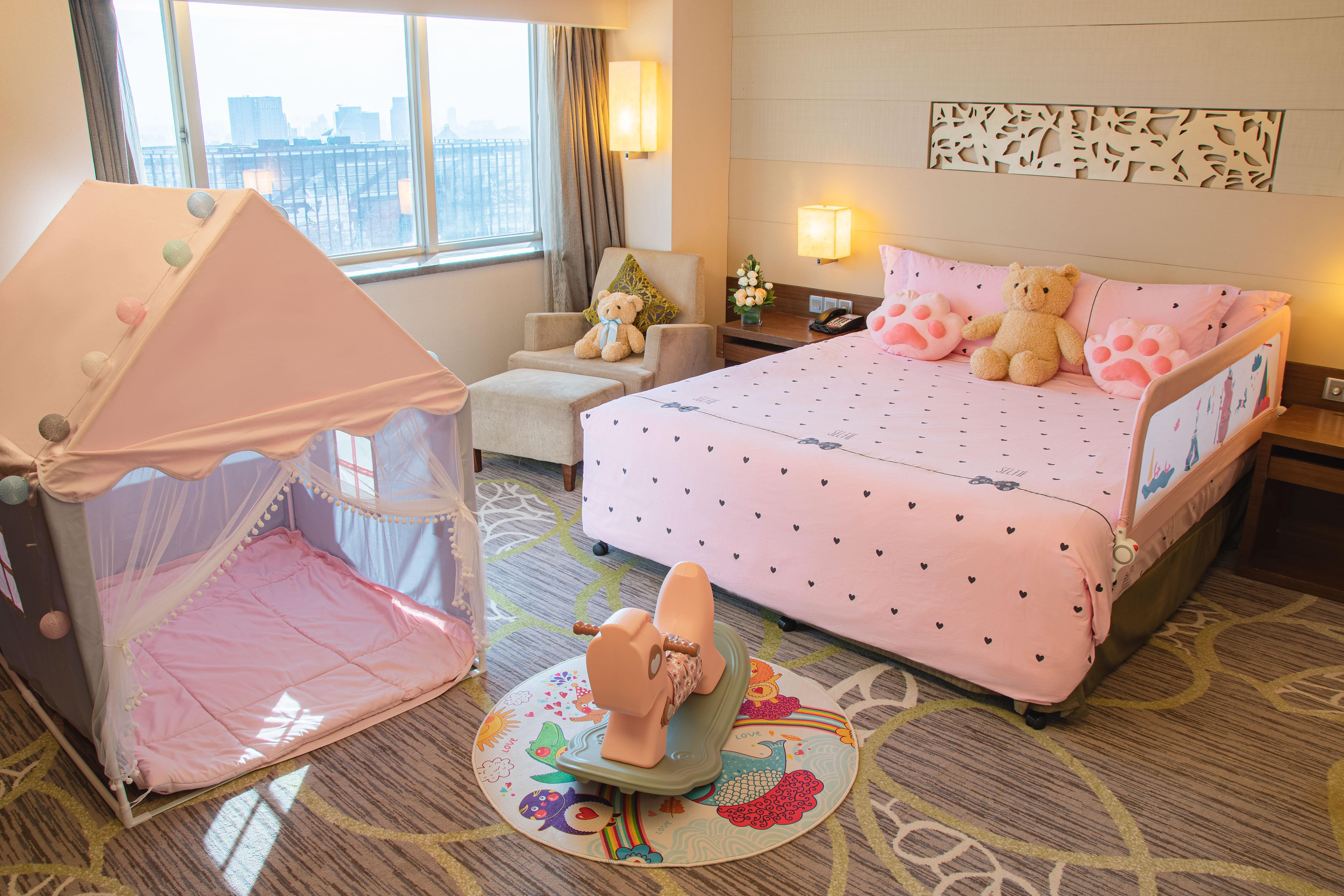Crowne Plaza Guangzhou City Centre By Ihg - Free Shuttle Between Hotel And Exhibition Center During Canton Fair & Exhibitor Registration Counter Екстериор снимка A baby room